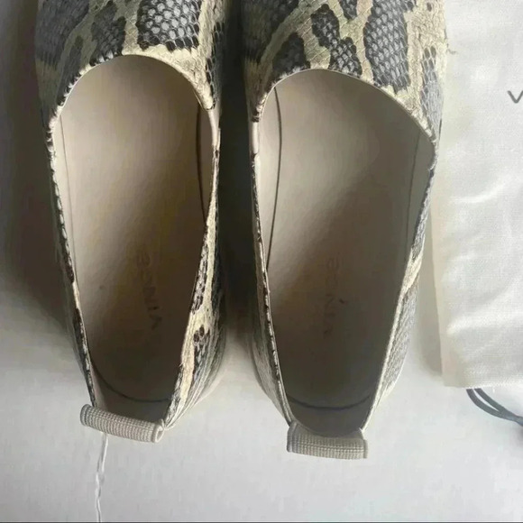 Vince Saxon Snakeskin Embossed Leather Platform - Picture 12 of 12